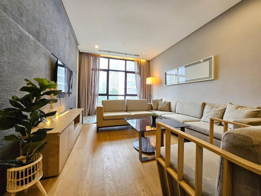 Luxurious Bathtub 2-bedrooms Klcc Apartemen Kuala Lumpur